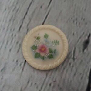 Vintage SIGNED AVON FLOWER BROOCH PIN